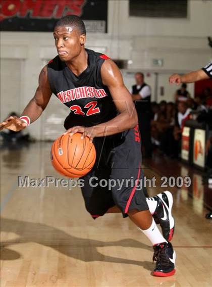 Thumbnail 2 in Taft vs. Westchester (Tip-Off Classic) photogallery.