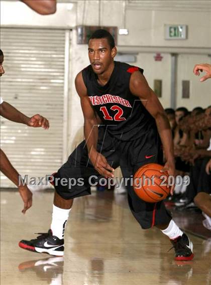Thumbnail 1 in Taft vs. Westchester (Tip-Off Classic) photogallery.