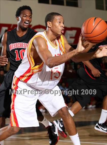 Thumbnail 3 in Taft vs. Westchester (Tip-Off Classic) photogallery.