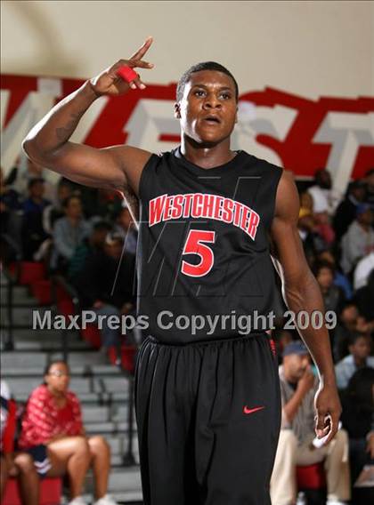 Thumbnail 3 in Taft vs. Westchester (Tip-Off Classic) photogallery.