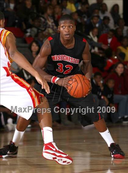 Thumbnail 2 in Taft vs. Westchester (Tip-Off Classic) photogallery.