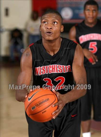 Thumbnail 3 in Taft vs. Westchester (Tip-Off Classic) photogallery.