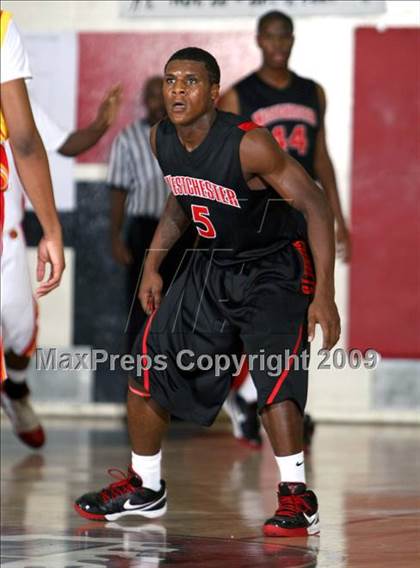 Thumbnail 2 in Taft vs. Westchester (Tip-Off Classic) photogallery.