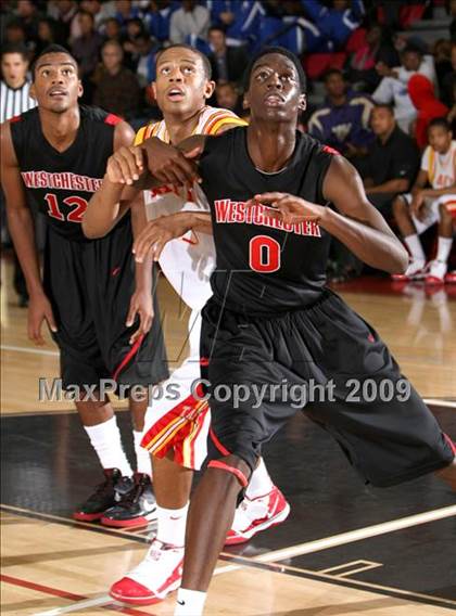Thumbnail 2 in Taft vs. Westchester (Tip-Off Classic) photogallery.