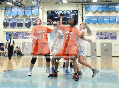 Thumbnail 3 in Hayfield @ Yorktown photogallery.