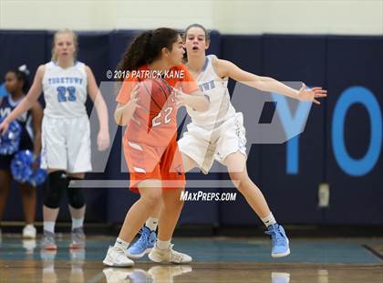 Thumbnail 3 in Hayfield @ Yorktown photogallery.