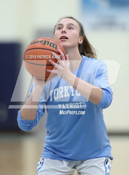 Thumbnail 1 in Hayfield @ Yorktown photogallery.