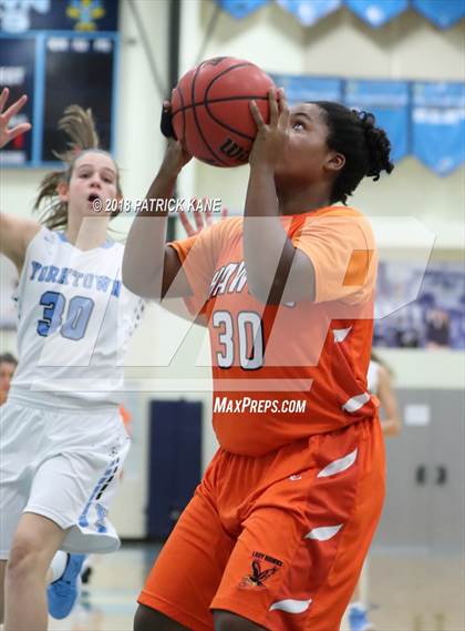 Thumbnail 1 in Hayfield @ Yorktown photogallery.