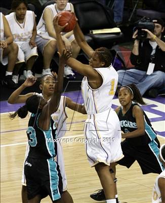 Thumbnail 2 in Canyon Springs vs. Oakland Tech (State D1 Final)#2 photogallery.