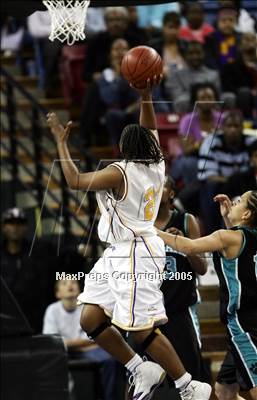 Thumbnail 2 in Canyon Springs vs. Oakland Tech (State D1 Final)#2 photogallery.