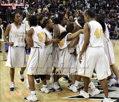 Thumbnail 2 in Canyon Springs vs. Oakland Tech (State D1 Final)#2 photogallery.