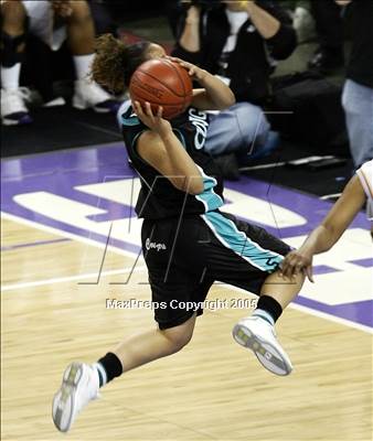 Thumbnail 3 in Canyon Springs vs. Oakland Tech (State D1 Final)#2 photogallery.