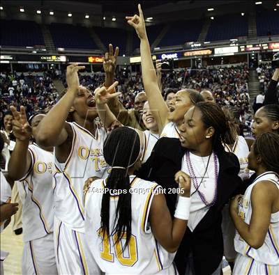Thumbnail 1 in Canyon Springs vs. Oakland Tech (State D1 Final)#2 photogallery.