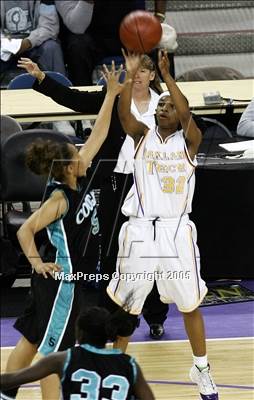 Thumbnail 1 in Canyon Springs vs. Oakland Tech (State D1 Final)#2 photogallery.