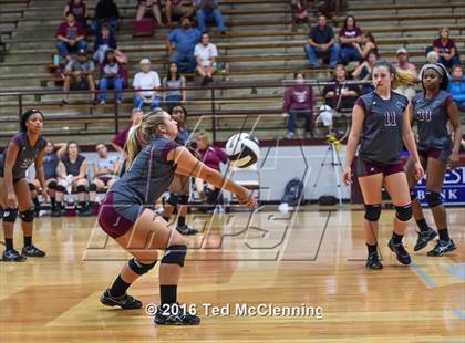 Thumbnail 1 in Greenbrier @ Morrilton photogallery.