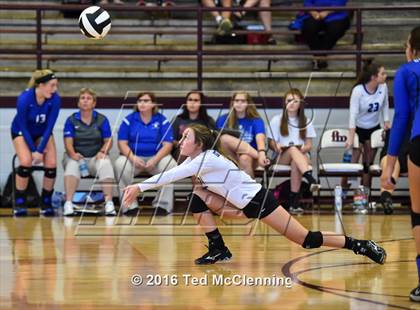 Thumbnail 2 in Greenbrier @ Morrilton photogallery.