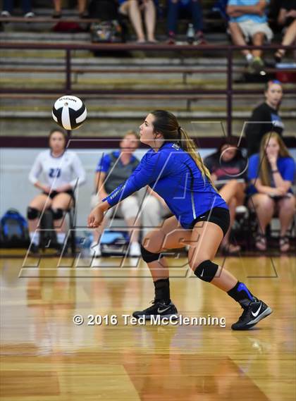 Thumbnail 3 in Greenbrier @ Morrilton photogallery.