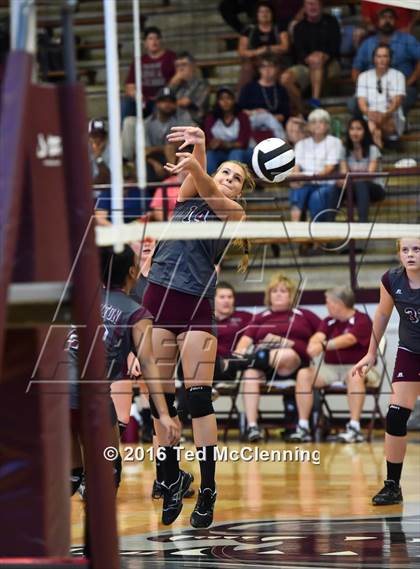 Thumbnail 2 in Greenbrier @ Morrilton photogallery.
