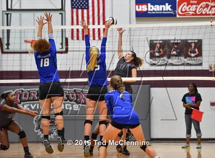 Thumbnail 1 in Greenbrier @ Morrilton photogallery.