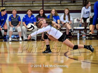 Thumbnail 1 in Greenbrier @ Morrilton photogallery.