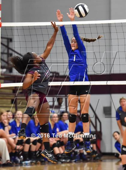 Thumbnail 2 in Greenbrier @ Morrilton photogallery.
