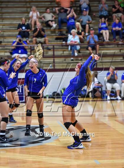 Thumbnail 2 in Greenbrier @ Morrilton photogallery.