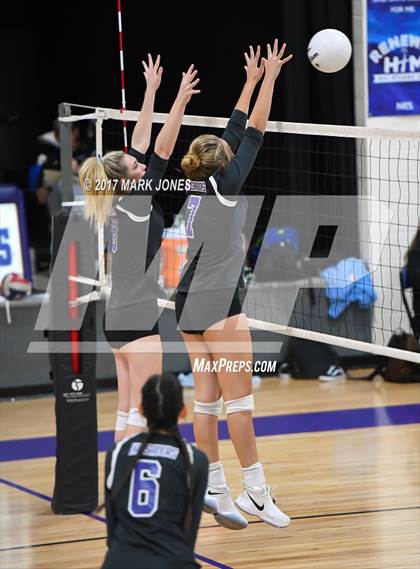 Thumbnail 3 in Kingman @ Northwest Christian photogallery.