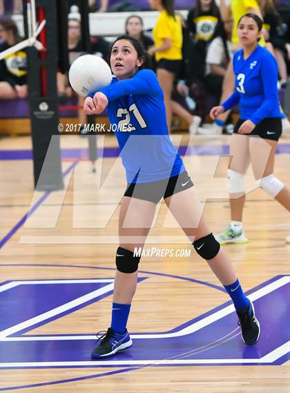 Thumbnail 3 in Kingman @ Northwest Christian photogallery.