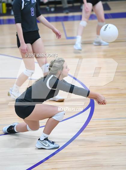 Thumbnail 2 in Kingman @ Northwest Christian photogallery.