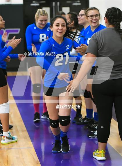 Thumbnail 3 in Kingman @ Northwest Christian photogallery.