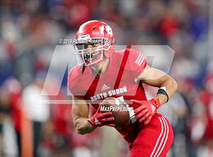 Thumbnail 3 in Duncanville vs. North Shore (UIL 6A Division 1 Final) photogallery.