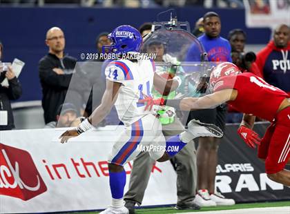 Thumbnail 1 in Duncanville vs. North Shore (UIL 6A Division 1 Final) photogallery.
