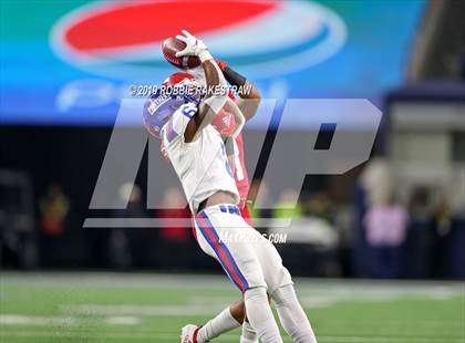 Thumbnail 3 in Duncanville vs. North Shore (UIL 6A Division 1 Final) photogallery.