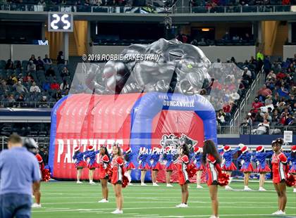 Thumbnail 2 in Duncanville vs. North Shore (UIL 6A Division 1 Final) photogallery.