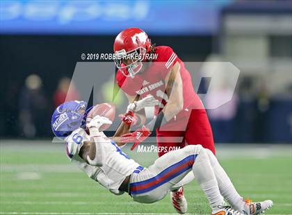 Thumbnail 3 in Duncanville vs. North Shore (UIL 6A Division 1 Final) photogallery.