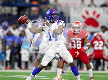 Thumbnail 1 in Duncanville vs. North Shore (UIL 6A Division 1 Final) photogallery.