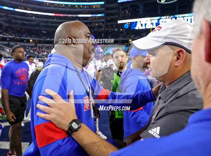 Thumbnail 3 in Duncanville vs. North Shore (UIL 6A Division 1 Final) photogallery.