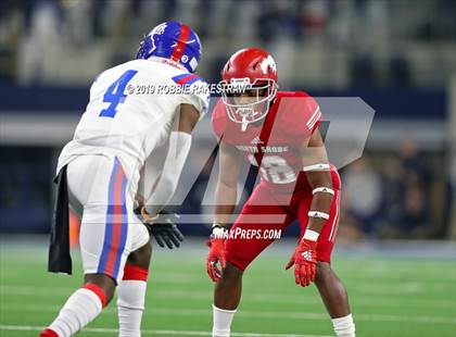 Thumbnail 2 in Duncanville vs. North Shore (UIL 6A Division 1 Final) photogallery.