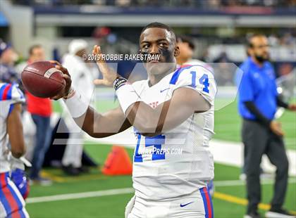 Thumbnail 2 in Duncanville vs. North Shore (UIL 6A Division 1 Final) photogallery.