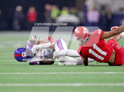 Thumbnail 3 in Duncanville vs. North Shore (UIL 6A Division 1 Final) photogallery.