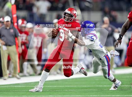 Thumbnail 1 in Duncanville vs. North Shore (UIL 6A Division 1 Final) photogallery.