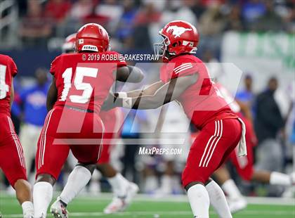 Thumbnail 2 in Duncanville vs. North Shore (UIL 6A Division 1 Final) photogallery.