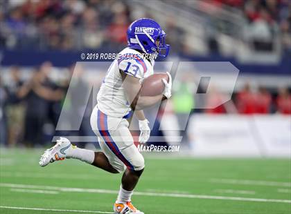 Thumbnail 2 in Duncanville vs. North Shore (UIL 6A Division 1 Final) photogallery.