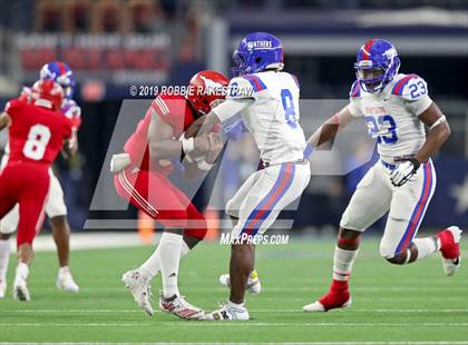 Thumbnail 2 in Duncanville vs. North Shore (UIL 6A Division 1 Final) photogallery.