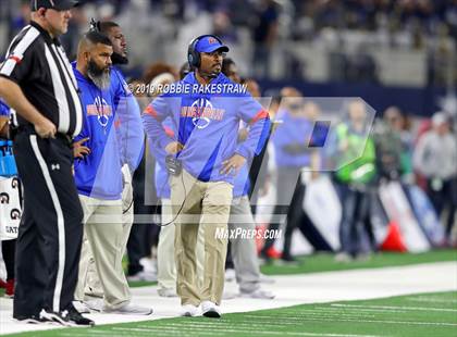 Thumbnail 2 in Duncanville vs. North Shore (UIL 6A Division 1 Final) photogallery.