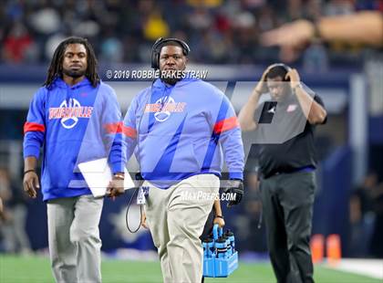 Thumbnail 2 in Duncanville vs. North Shore (UIL 6A Division 1 Final) photogallery.