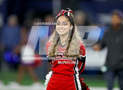 Thumbnail 3 in Duncanville vs. North Shore (UIL 6A Division 1 Final) photogallery.