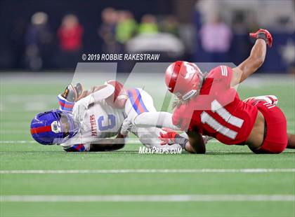 Thumbnail 2 in Duncanville vs. North Shore (UIL 6A Division 1 Final) photogallery.