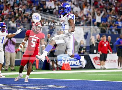 Thumbnail 3 in Duncanville vs. North Shore (UIL 6A Division 1 Final) photogallery.