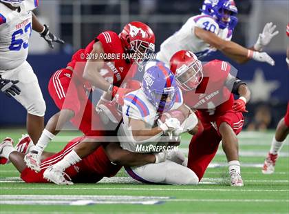 Thumbnail 3 in Duncanville vs. North Shore (UIL 6A Division 1 Final) photogallery.